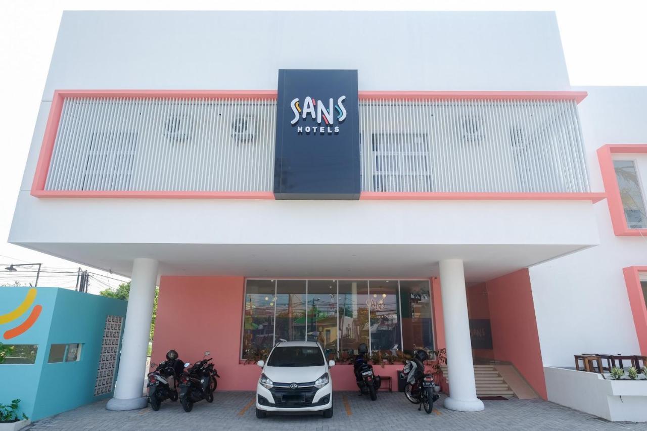 Sans Hotel Aurum Majapahit Semarang Kültér fotó